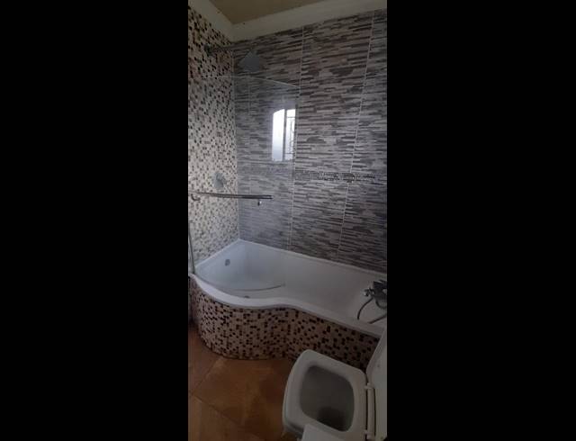 3 BEDROOM PROPERTY TO RENT IN BIRCH ACRES